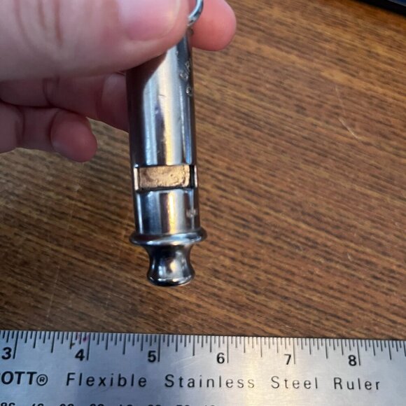 Vintage Girl Guides of Canada Whistle Made in England - Picture 4 of 7